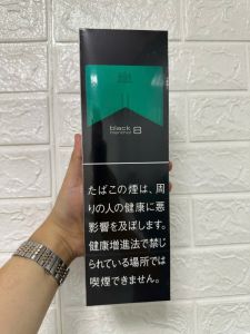 Marlboro Black Menthol 8